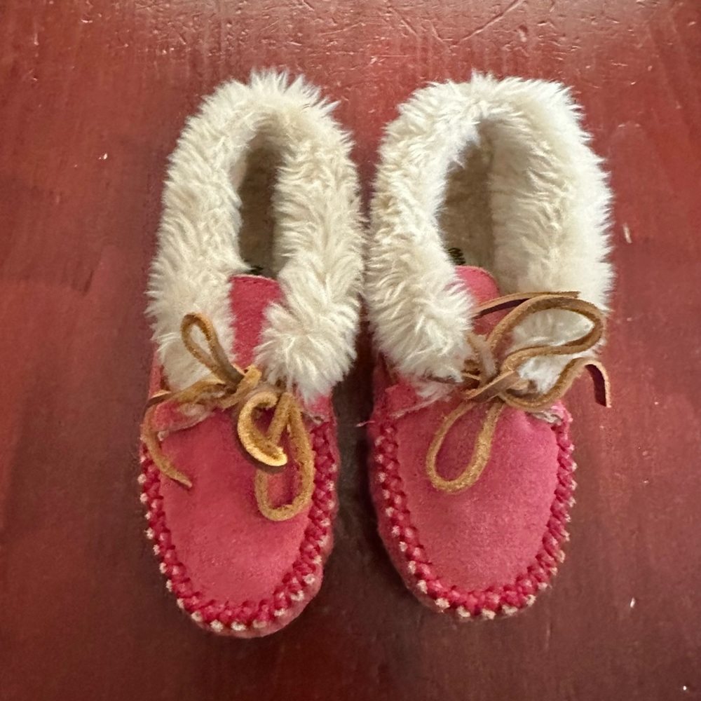 Minnetonka shoes